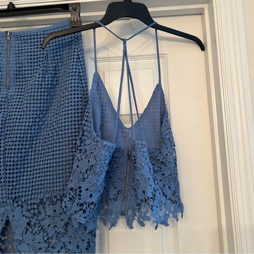 ASTR The Label Lace skirt and crop top set size small - Picture 11 of 12